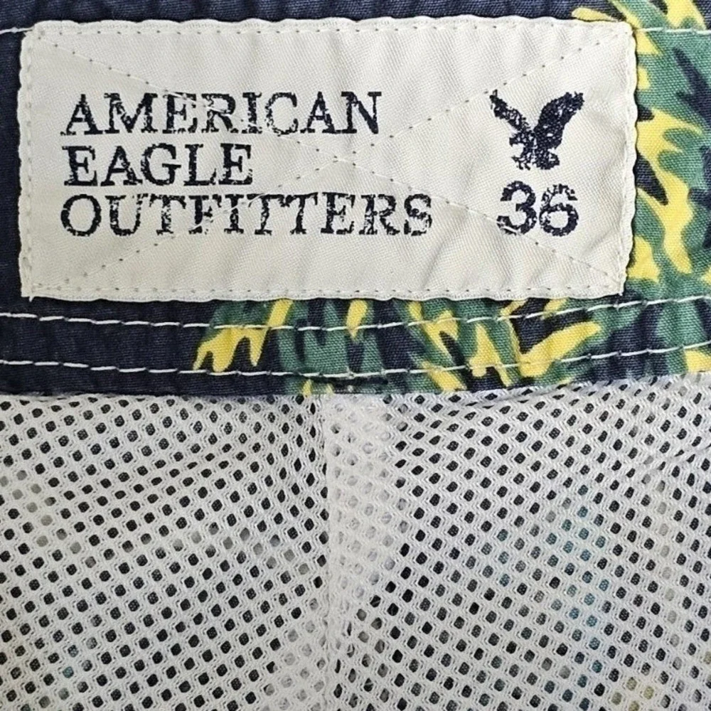 American Eagle Board‎ Shorts Mens 36 (fits 38) Navy Blue Tropical Hawaiian Surf